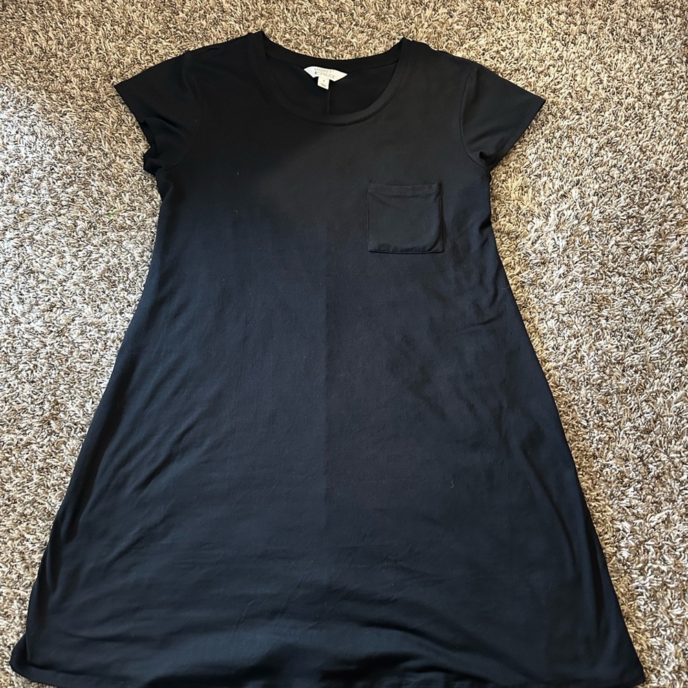Market & Spruce Gray A-Line Mini Dress with Short Sleeves and Crew Neck